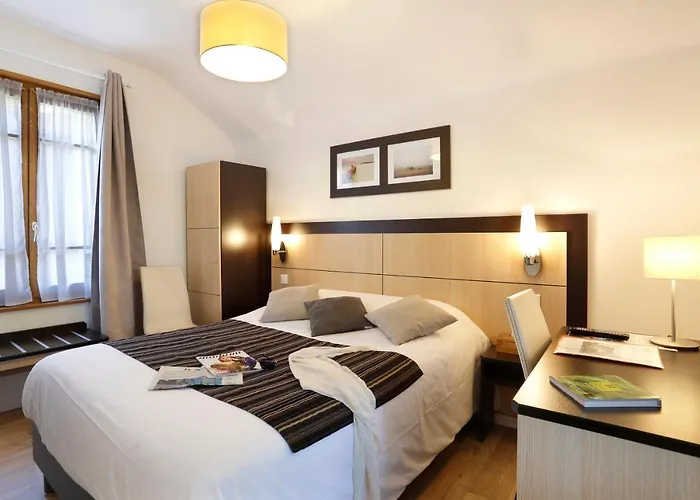 Hotel Les Marronniers 2*