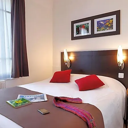 Les Marronniers Hotel