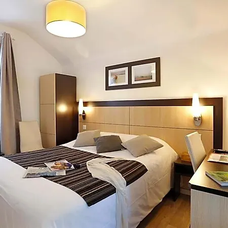 Les Marronniers Hotel